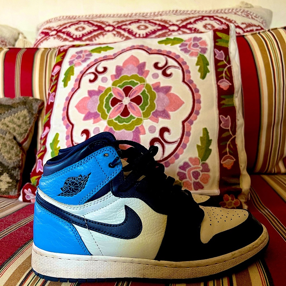 Jordan 1 Blue Obsidians